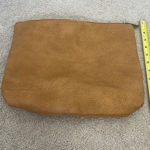 Free people pouch